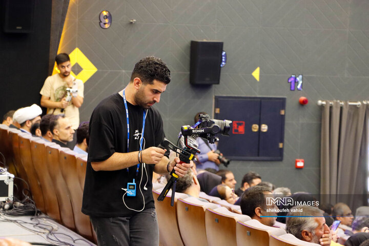 آیین بهره‌برداری از ۱۴ کیلومتر مسیر رینگ چهارم ترافیکی اصفهان