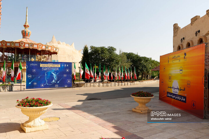 آیین بهره‌برداری از ۱۴ کیلومتر مسیر رینگ چهارم ترافیکی اصفهان