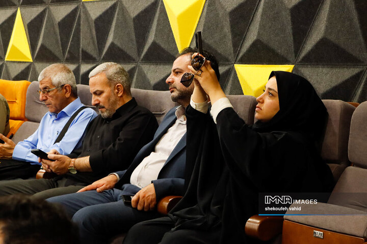 آیین بهره‌برداری از ۱۴ کیلومتر مسیر رینگ چهارم ترافیکی اصفهان