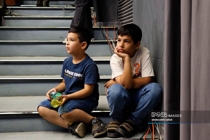 آیین بهره‌برداری از ۱۴ کیلومتر مسیر رینگ چهارم ترافیکی اصفهان