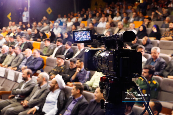 آیین بهره‌برداری از ۱۴ کیلومتر مسیر رینگ چهارم ترافیکی اصفهان