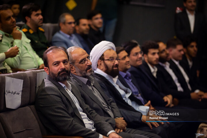 آیین بهره‌برداری از ۱۴ کیلومتر مسیر رینگ چهارم ترافیکی اصفهان