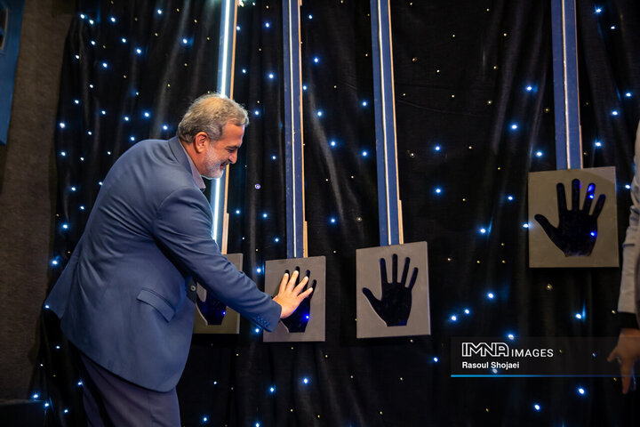 آیین بهره‌برداری از ۱۴ کیلومتر مسیر رینگ چهارم ترافیکی اصفهان