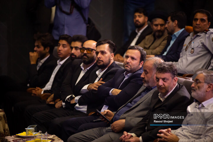 آیین بهره‌برداری از ۱۴ کیلومتر مسیر رینگ چهارم ترافیکی اصفهان