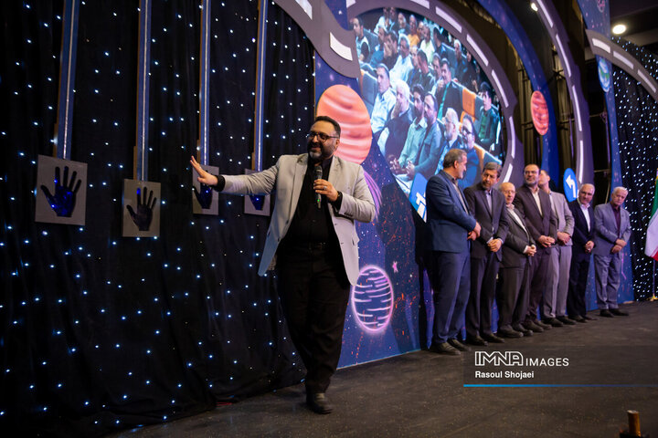 آیین بهره‌برداری از ۱۴ کیلومتر مسیر رینگ چهارم ترافیکی اصفهان