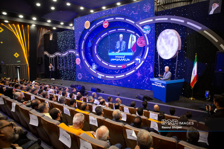 آیین بهره‌برداری از ۱۴ کیلومتر مسیر رینگ چهارم ترافیکی اصفهان