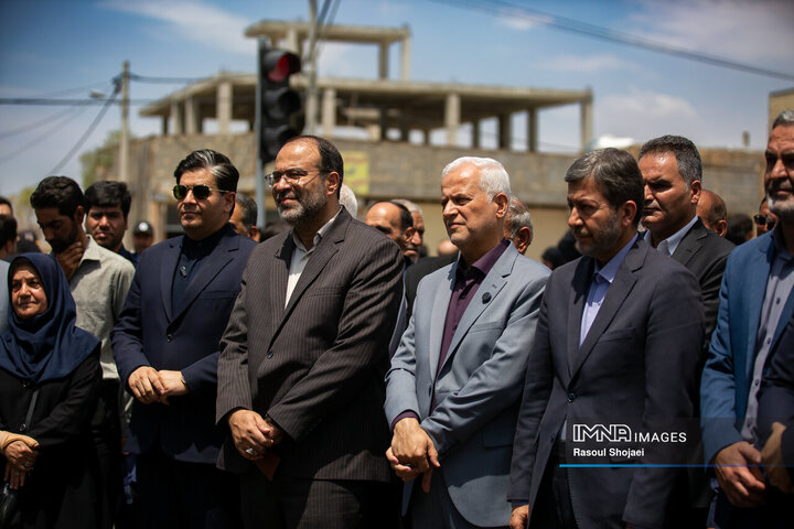 آیین بهره‌برداری از ۱۴ کیلومتر مسیر رینگ چهارم ترافیکی اصفهان