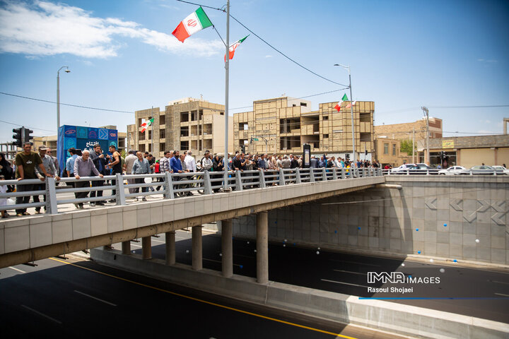 آیین بهره‌برداری از ۱۴ کیلومتر مسیر رینگ چهارم ترافیکی اصفهان