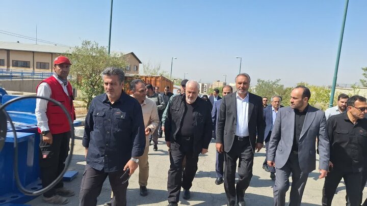 بازدید وزیر نیرو از تصفیهخانه آب شماره ۲ کرج بازدید وزیر نیرو از تصفیهخانه آب شماره ۲ کرج