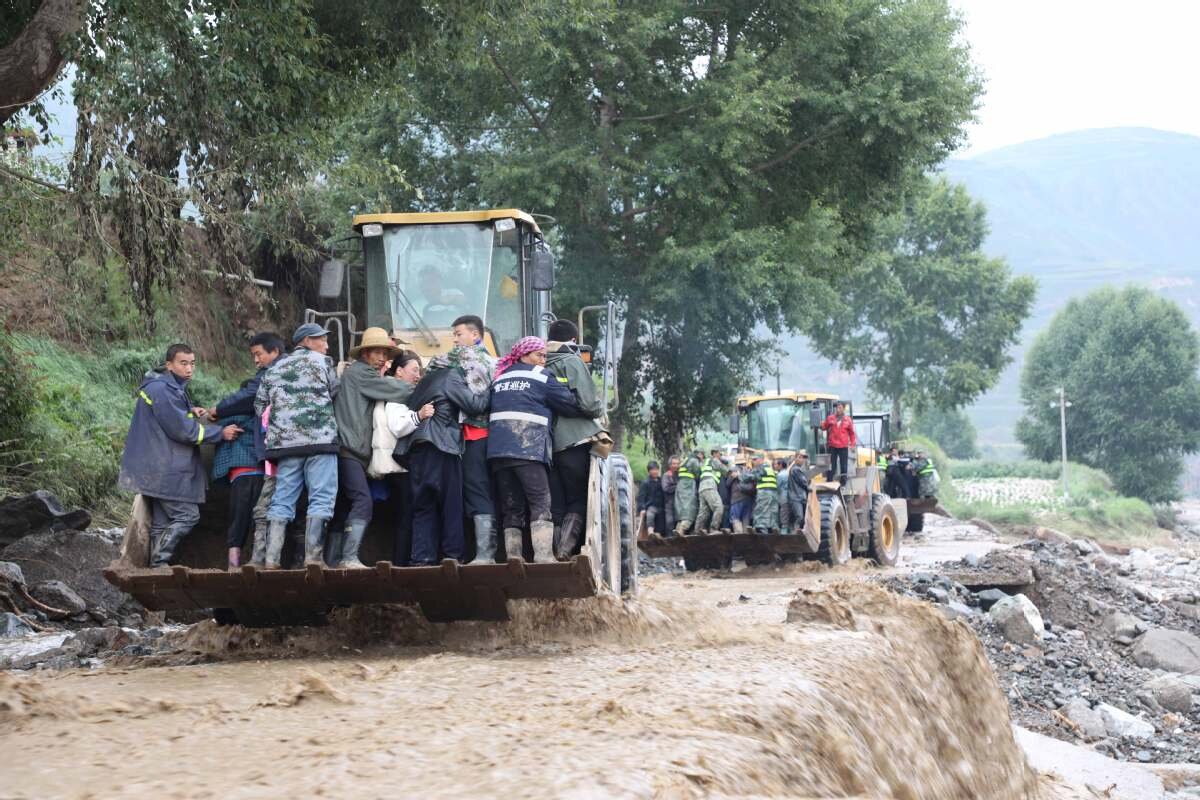 شمال غرب چین غرق در سیلاب