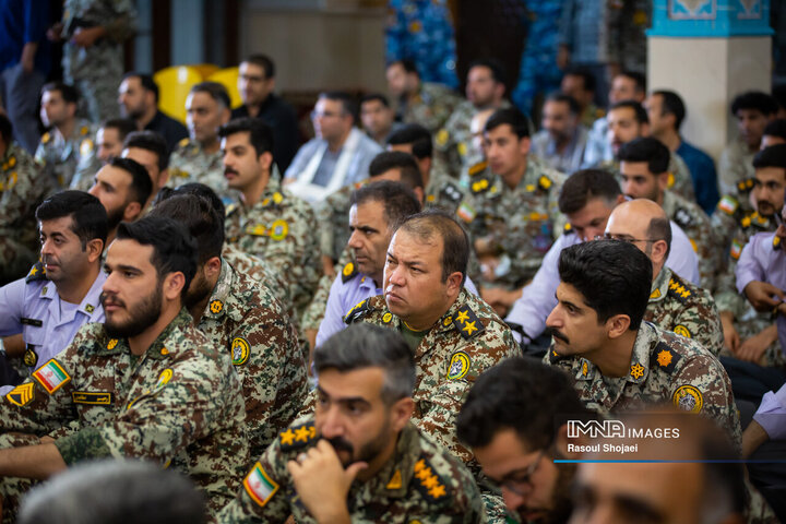 مراسم اربعین شهادت نیروهای پدافند مرکزی ارتش در اصفهان