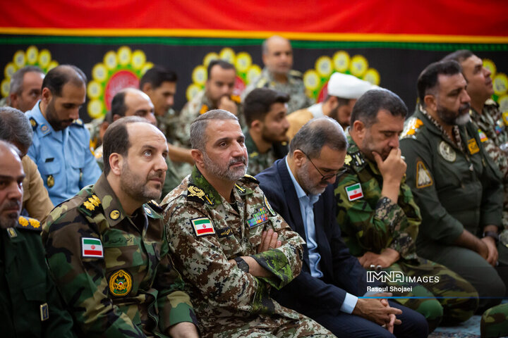 مراسم اربعین شهادت نیروهای پدافند مرکزی ارتش در اصفهان