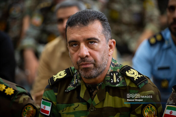 مراسم اربعین شهادت نیروهای پدافند مرکزی ارتش در اصفهان