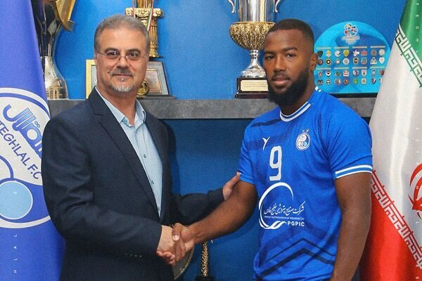 «نازون» به تیم فوتبال استقلال پیوست