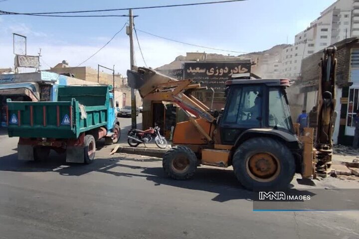 پیشرفت ۴۰ درصدی آزادسازی املاک در مسیر طرح تعریض خیابان شهید عباسپور