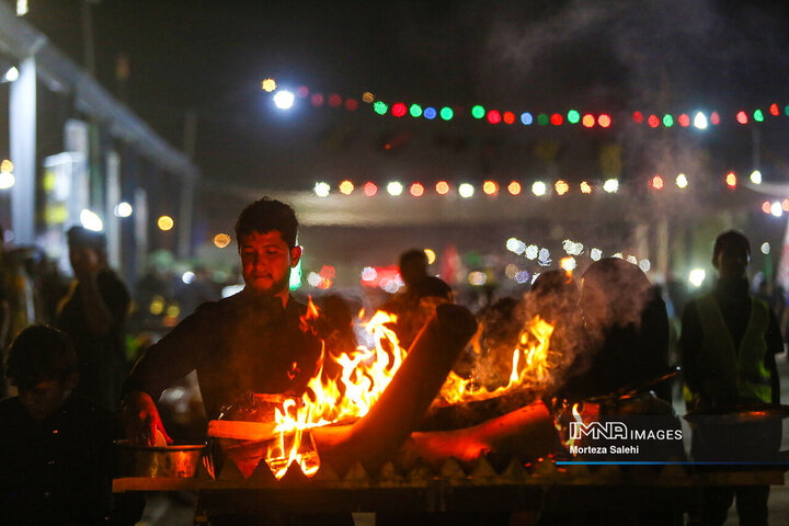 پیاده‌روی اربعین در مسیر نجف به کربلا