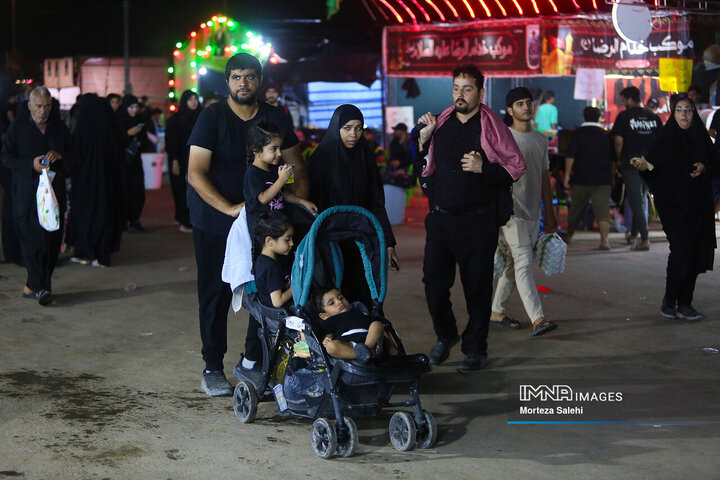 پیاده‌روی اربعین در مسیر نجف به کربلا