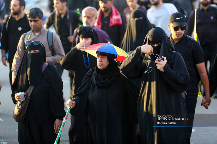 پیاده‌روی اربعین در مسیر نجف به کربلا