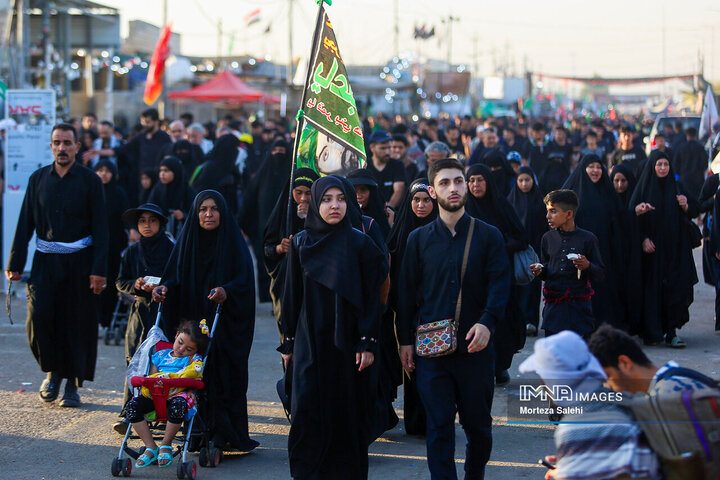 پیاده‌روی اربعین در مسیر نجف به کربلا