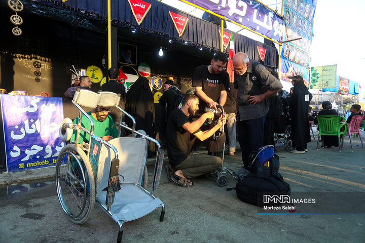 پیاده‌روی اربعین در مسیر نجف به کربلا