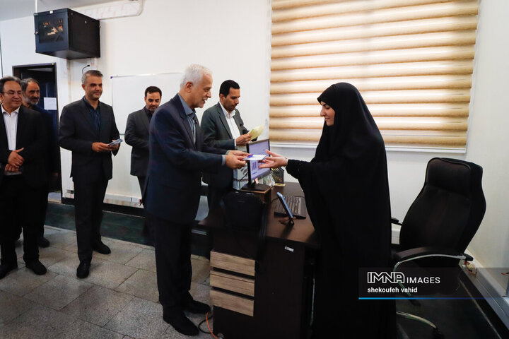 حضور شهردار اصفهان در خبرگزاری ایمنا به مناسبت روز خبرنگار