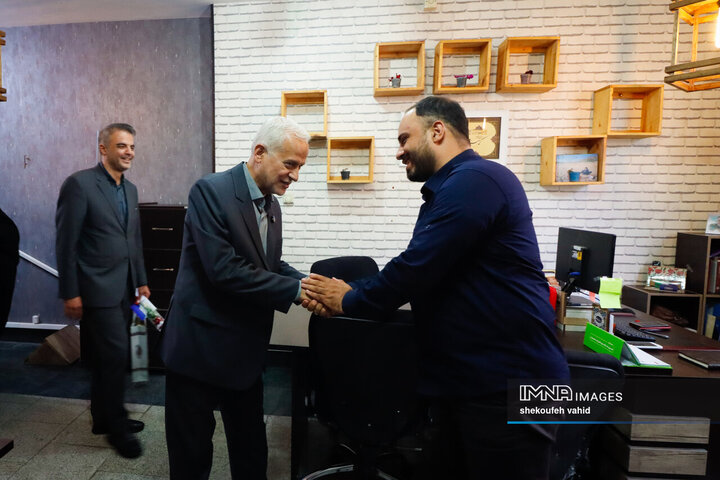 حضور شهردار اصفهان در خبرگزاری ایمنا به مناسبت روز خبرنگار