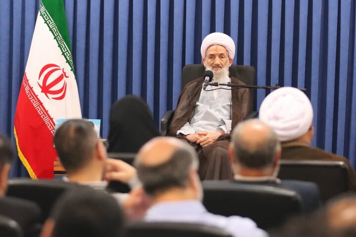 هیچ مدیری حق ندارد که نقد منصفانه را برنتابد