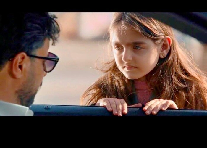 نیوشا علیپور در زخم کاری