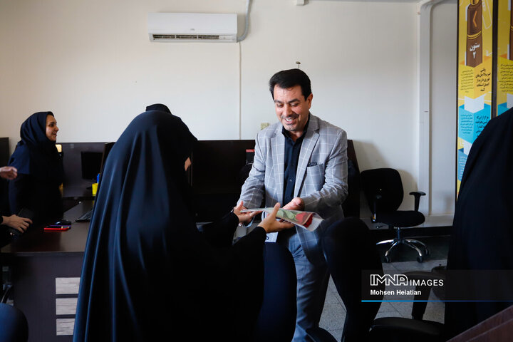 حضور معاون برنامه‌ریزی و توسعه منابع انسانی شهرداری اصفهان در خبرگزاری ایمنا