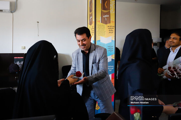 حضور معاون برنامه‌ریزی و توسعه منابع انسانی شهرداری اصفهان در خبرگزاری ایمنا