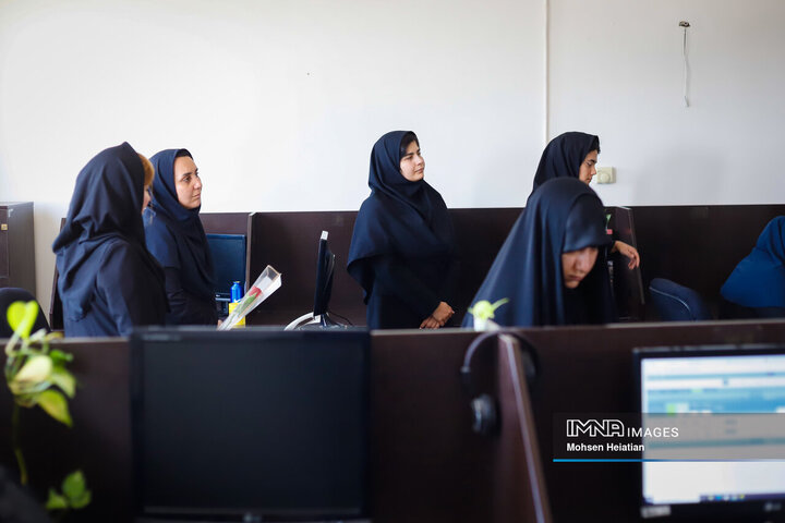 حضور معاون برنامه‌ریزی و توسعه منابع انسانی شهرداری اصفهان در خبرگزاری ایمنا