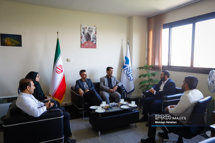 حضور معاون برنامه‌ریزی و توسعه منابع انسانی شهرداری اصفهان در خبرگزاری ایمنا