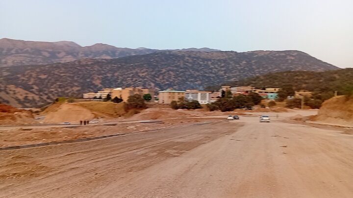 نقش تاثیرگذار اجرای فاز نخست ۴۵ متری سروک در هدایت ترافیک یاسوج+ فیلم