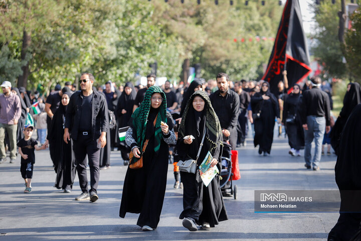 پیاده‌روی جاماندگان اربعین در اصفهان