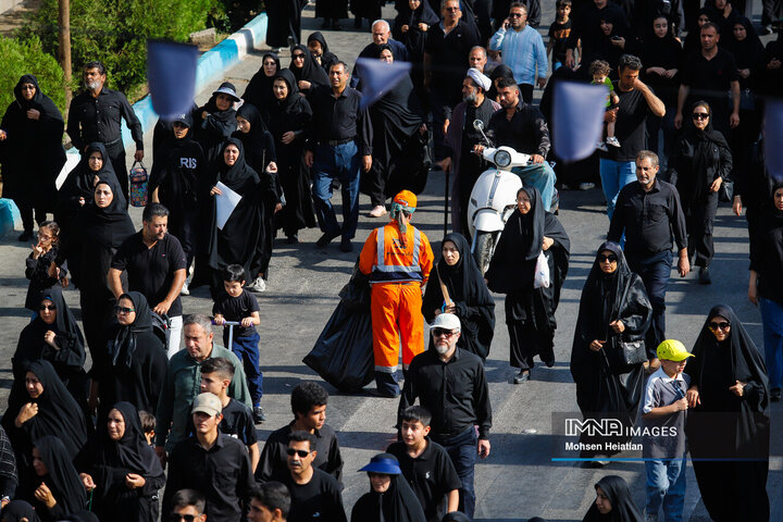 پیاده‌روی جاماندگان اربعین در اصفهان