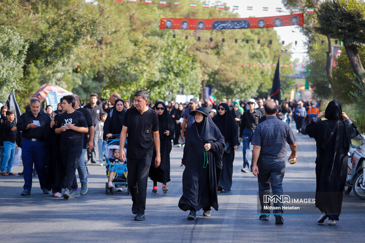 پیاده‌روی جاماندگان اربعین در اصفهان