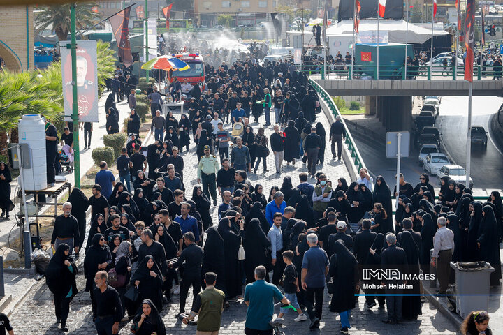 پیاده‌روی جاماندگان اربعین در اصفهان