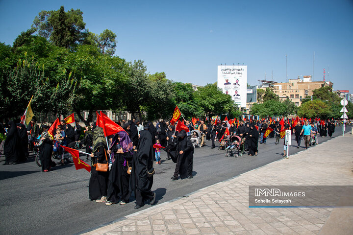 پیاده‌روی جاماندگان اربعین حسینی در شیراز