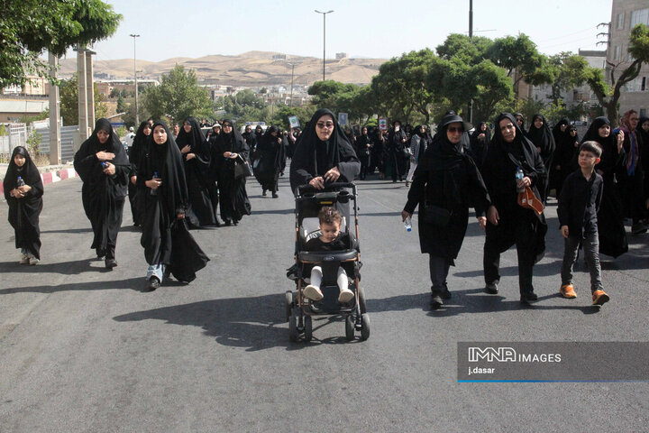 پیاده‌روی جاماندگان اربعین حسینی در سنندج