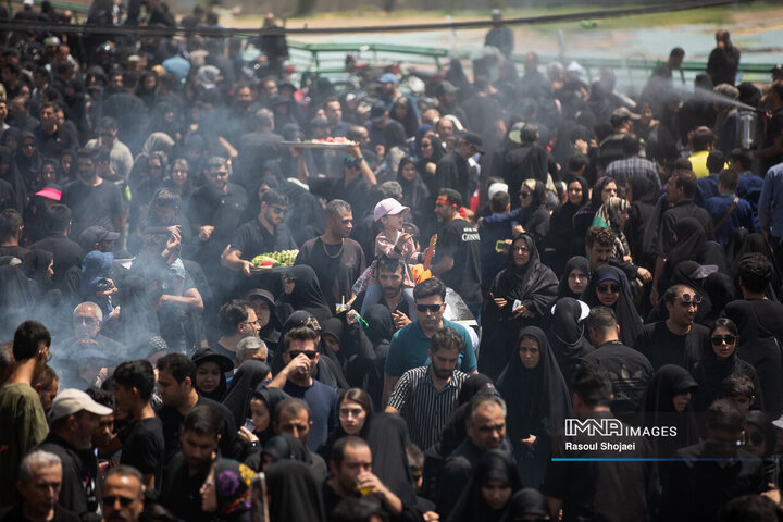 پیاده‌روی جاماندگان اربعین در اصفهان