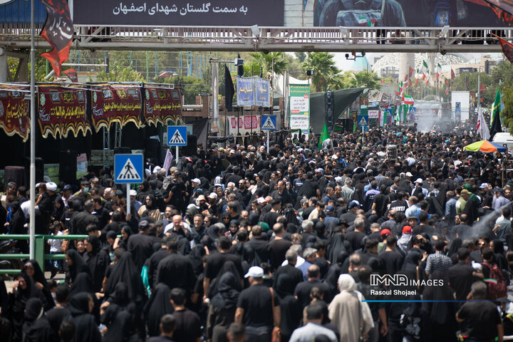 پیاده‌روی جاماندگان اربعین در اصفهان