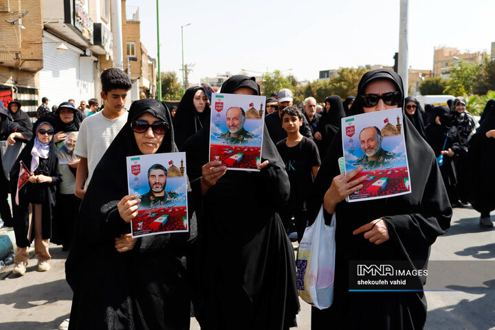 یاد شهدای جنگ 12 روزه با جاماندگان اربعین حسینی