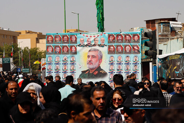 یاد شهدای جنگ 12 روزه با جاماندگان اربعین حسینی