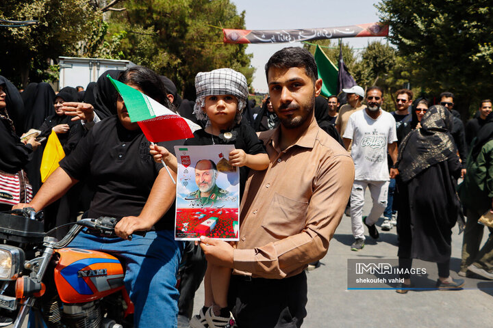 یاد شهدای جنگ 12 روزه با جاماندگان اربعین حسینی