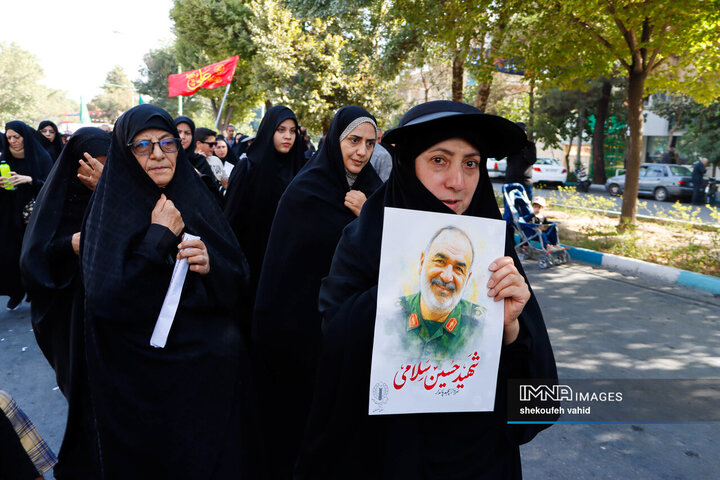 یاد شهدای جنگ 12 روزه با جاماندگان اربعین حسینی