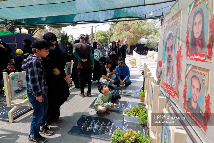 یاد شهدای جنگ 12 روزه با جاماندگان اربعین حسینی