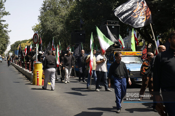 پیاده‌روی جاماندگان اربعین حسینی در تبریز