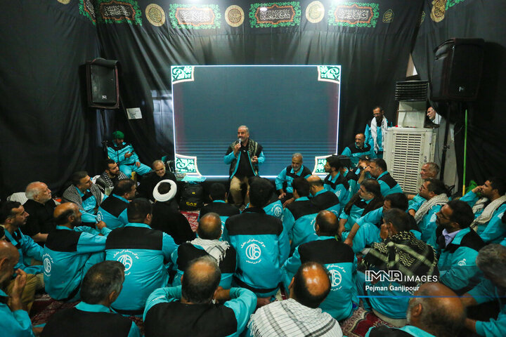 حضور رسول میرباقری عضو شورای اسلامی شهر اصفهان در موکب مسلم‌بن‌عقیل شهرداری