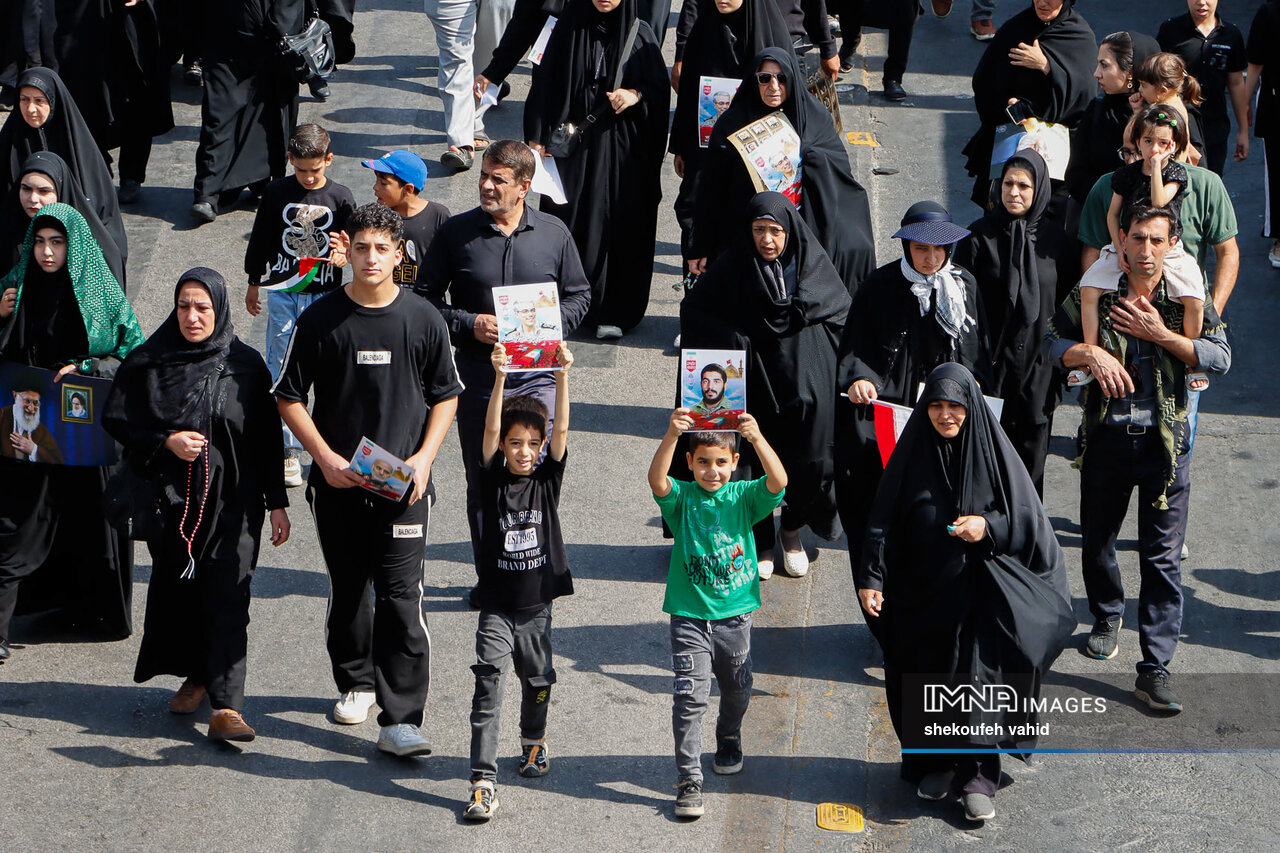 اصفهان یا مشایه؛ ما برای حسین (ع) قدم برمیداریم