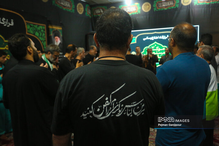 قافله عزاداری خادمان اربعین حسینی شهرداری اصفهان در کربلا